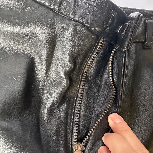 Jaclyn Smith Black Leather Straight Leg Pants size 8 - Picture 10 of 15